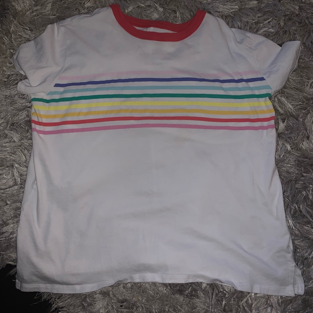 Old navy T-shirt